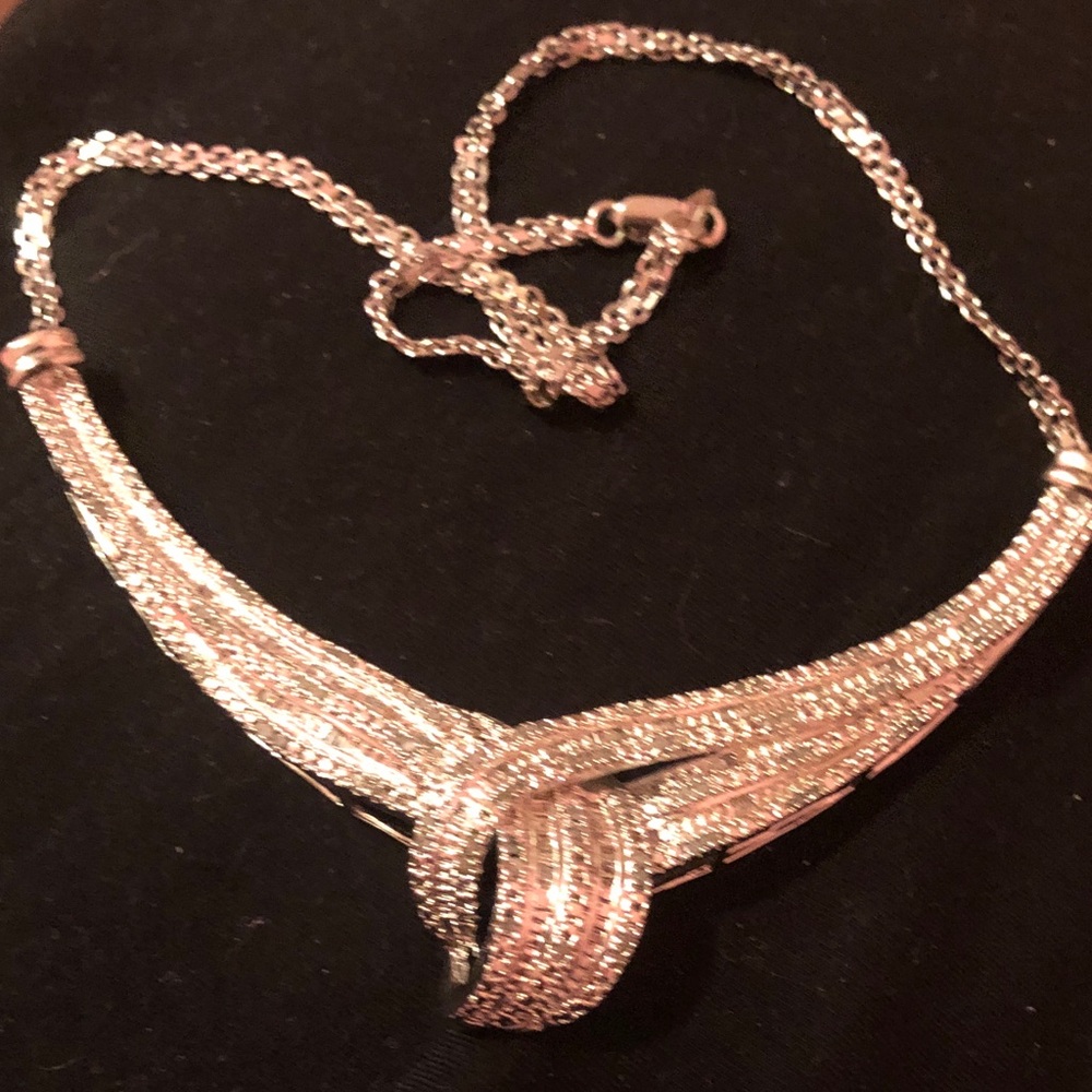 1.5 cttw Diamond  Rhodium over Brass   Knot Necklace